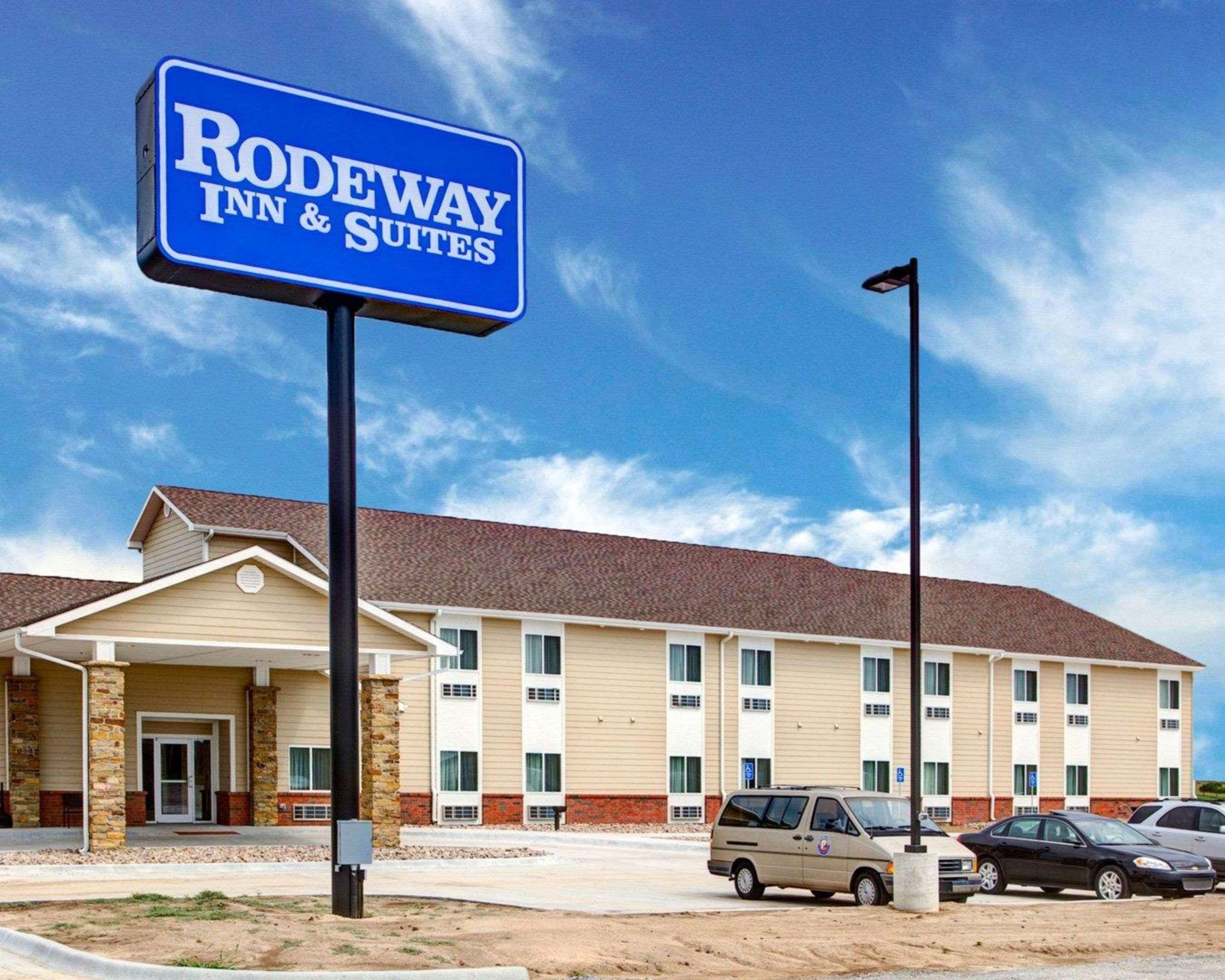 Rodeway Inn & Suites Phillipsburg Екстериор снимка