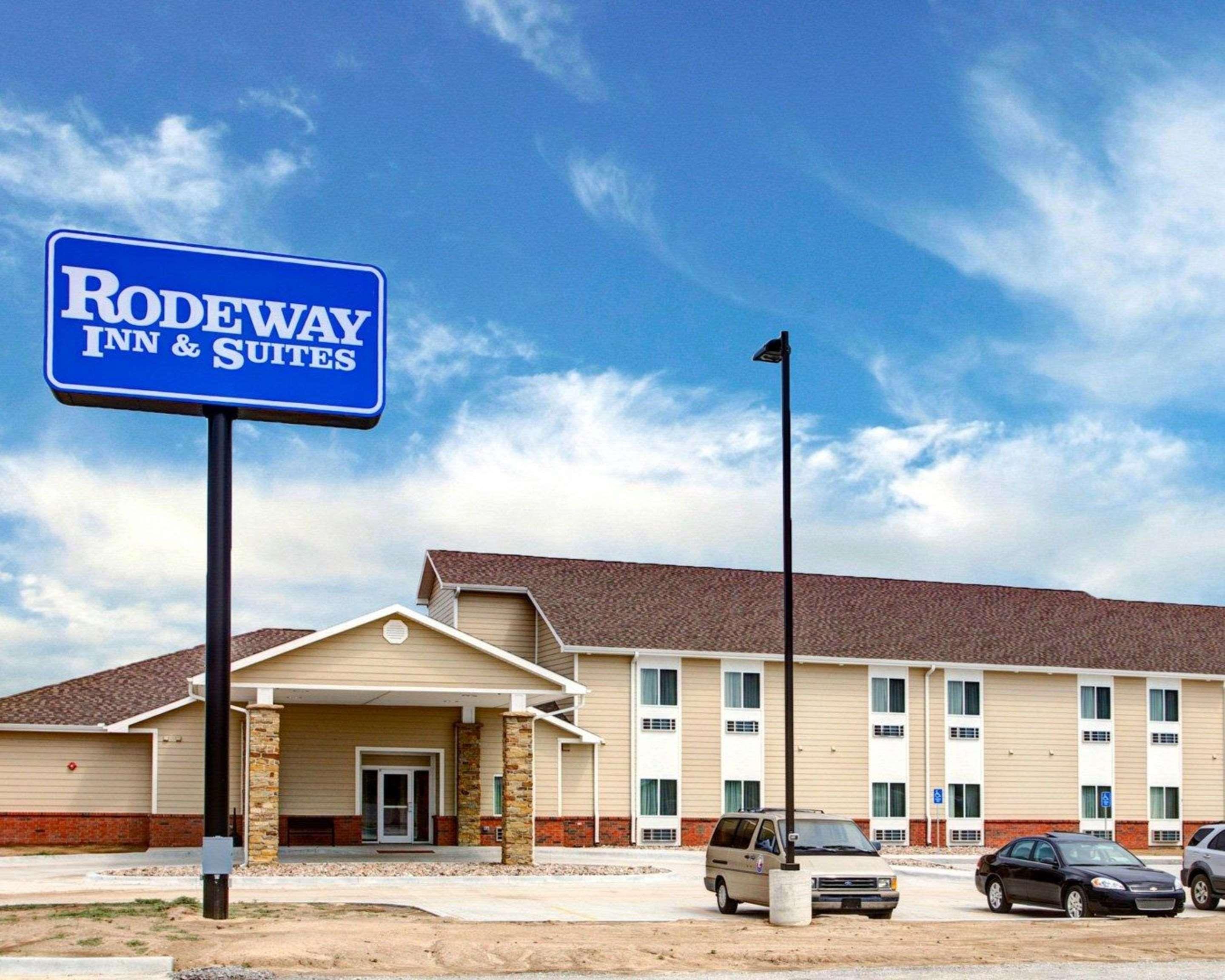 Rodeway Inn & Suites Phillipsburg Екстериор снимка