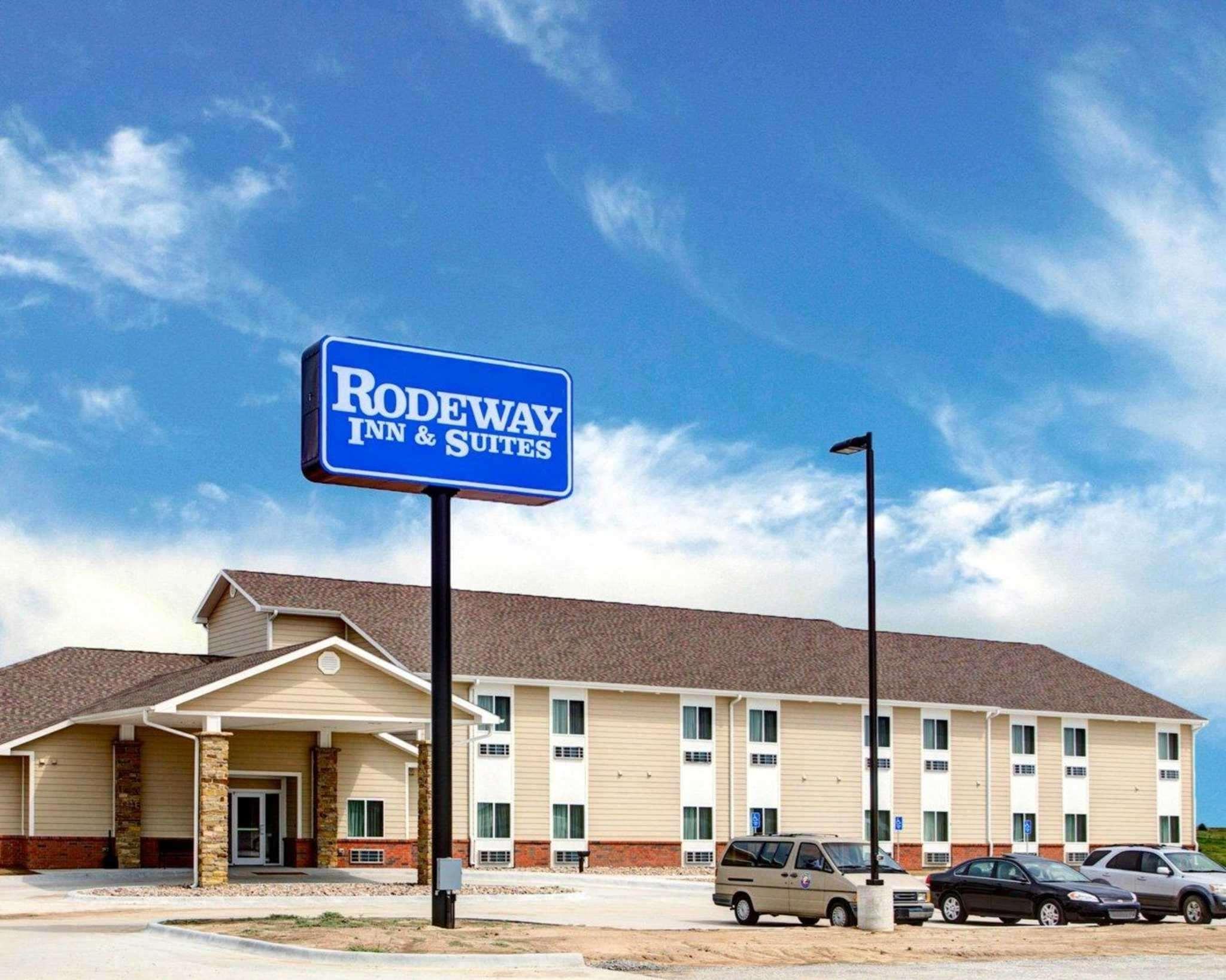 Rodeway Inn & Suites Phillipsburg Екстериор снимка